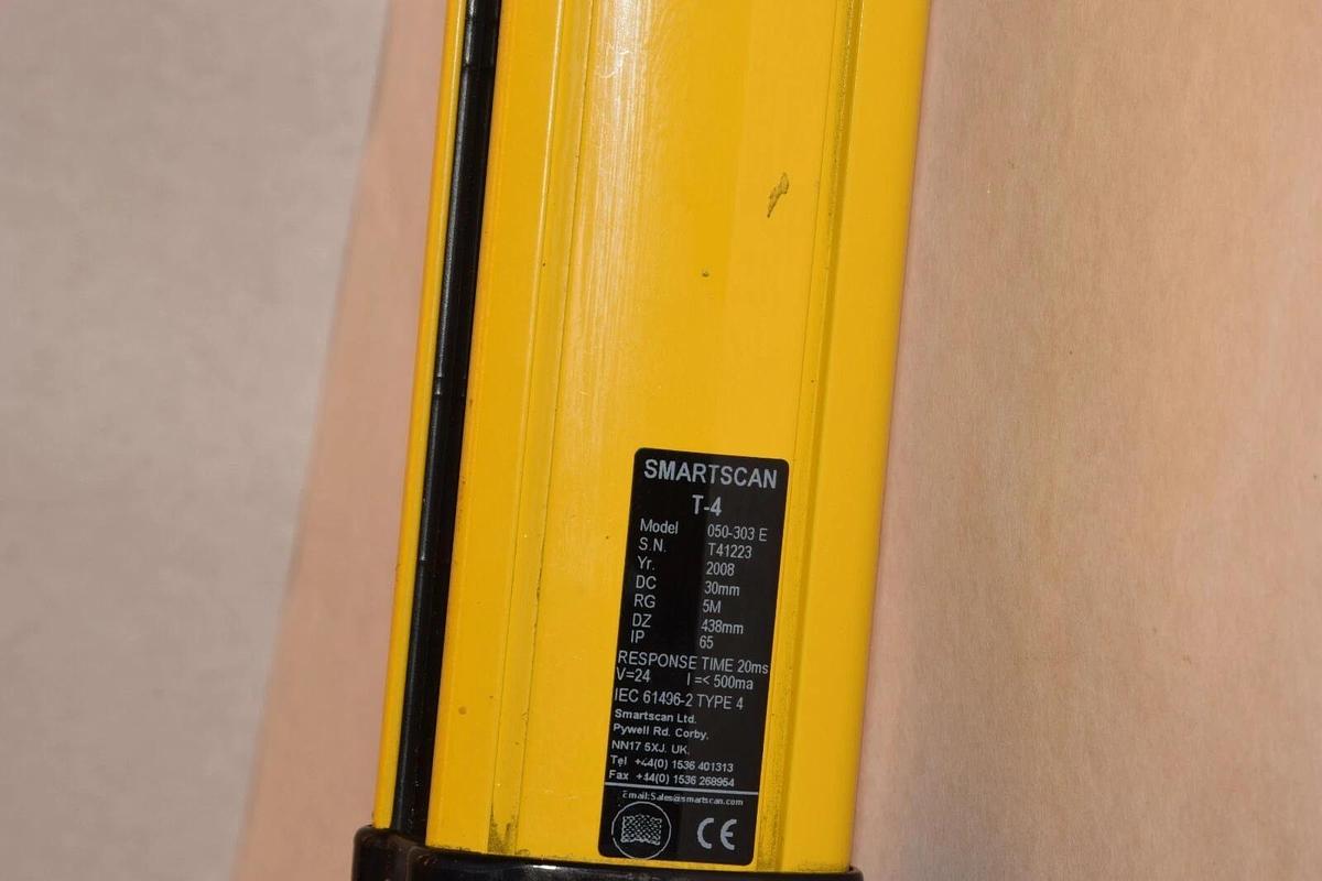 Used Smartscan  Safety Light Curtain T4 050-303 E 24VDC  050 303 E 050303E