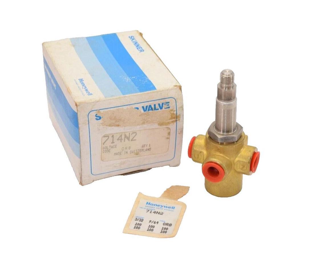 (NEW) HONEYWELL / SKINNER 714N2 3-Way Solenoid Valve