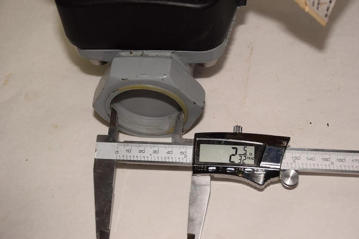 (New) GEMU 200 PN10 GG25 2-5/32" DIAPHRAGM VALVE  044-WF10-62750