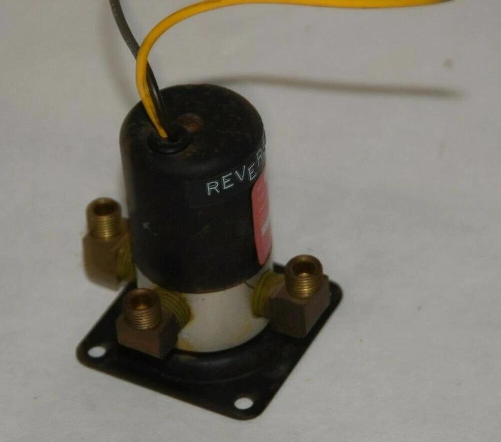 Used HUMPHREY 062E1-3-10-21-35 115V 60Hz 5.3W Vacuum Air Solenoid Valve