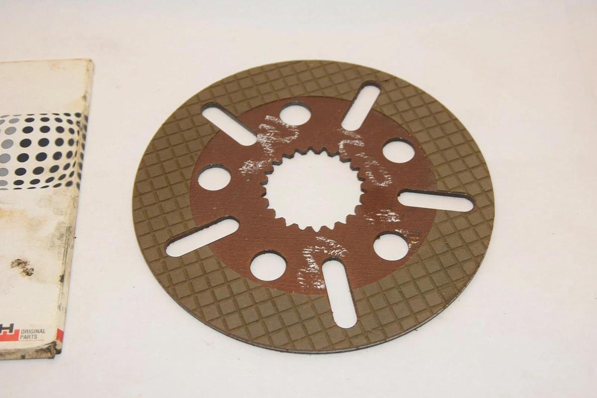 (NEW) NEW HOLLAND 47123297 8" Disc Friction OE Grade