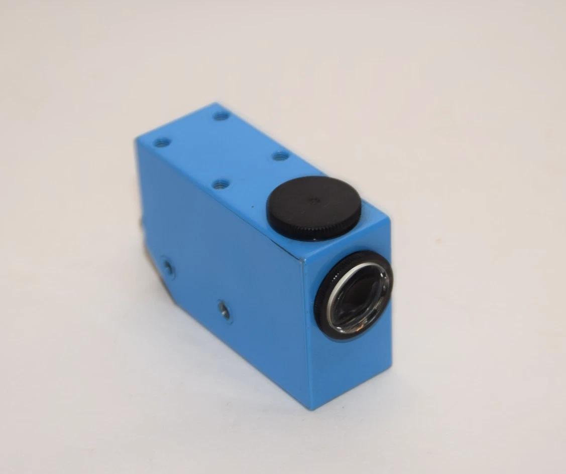 Used SICK Luminescence Sensor LUT9U-12306 12-30Vdc 100mA LUT9U12306