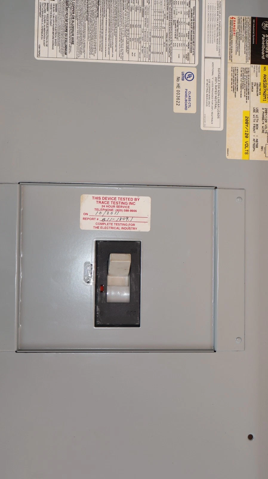 Used General Electric GE ASeries 400A Panelboard Panel AQF3424JBX 208y/120v 3ph 4w 42