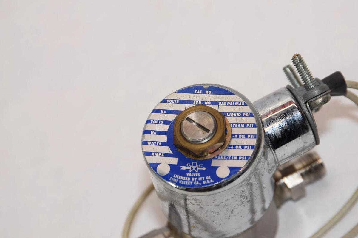 Used GC VALVES S301AH16V3BD5SN 24V 140psi Solenoid Valve