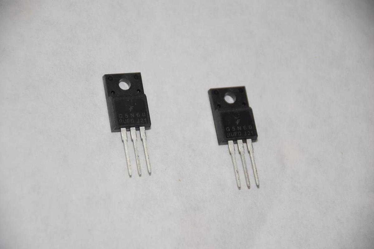 (LOT OF 5) FAIRCHILD G5N60 TRANSISTOR NEW