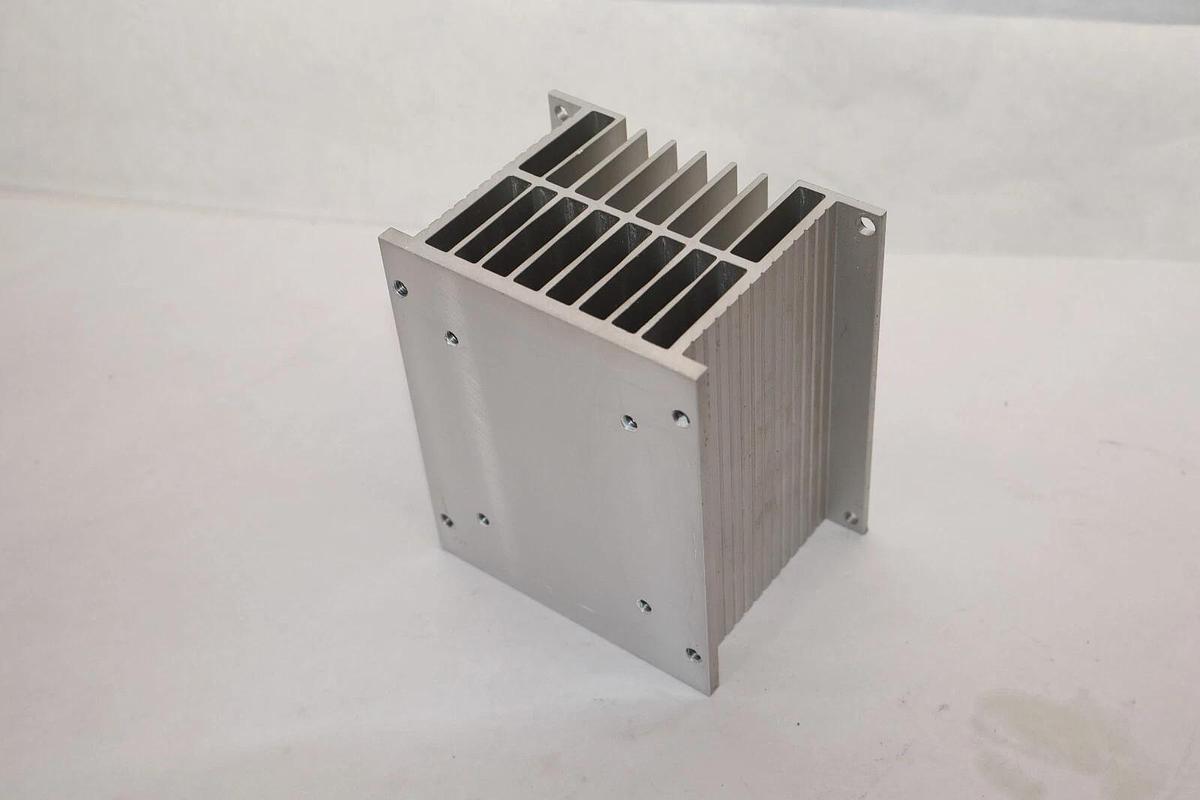 Used Approx. 4" x 5" x 3" Aluminum Heat Sink