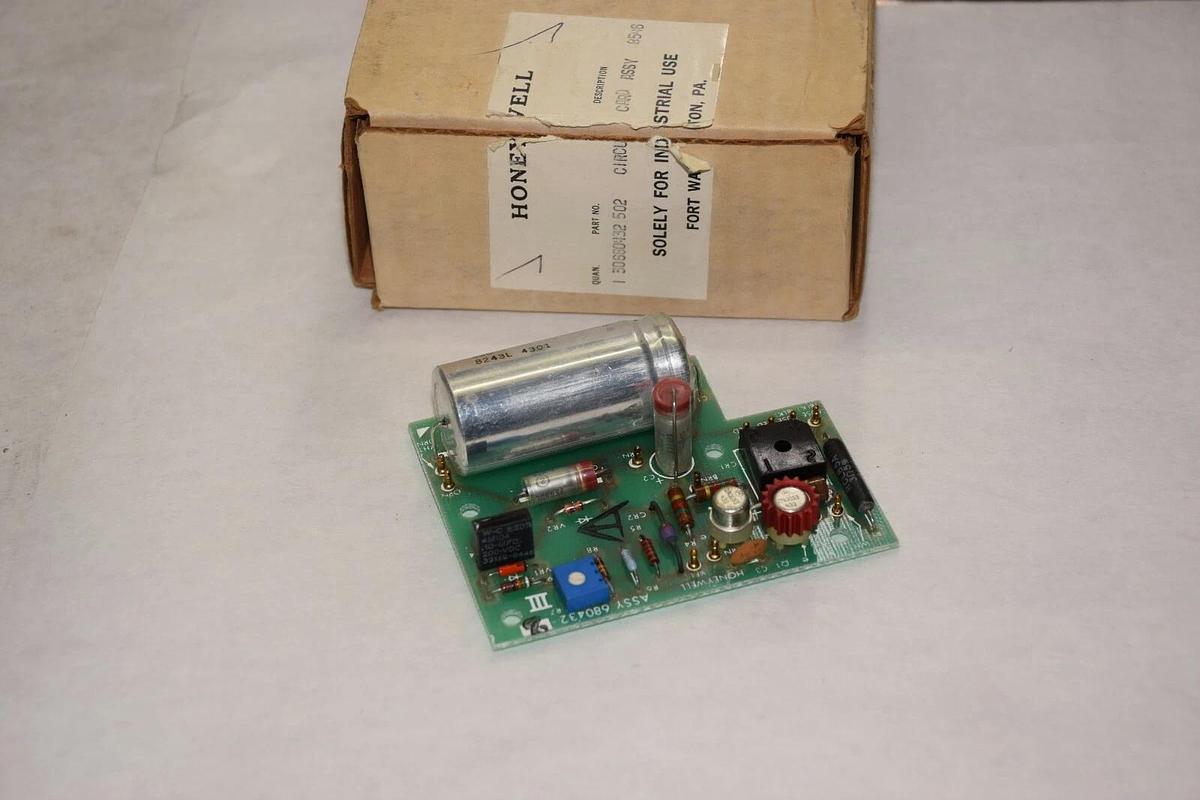 HONEYWELL 30680432 502 8546 CIRCUIT CARD ASSEMBLY NEW