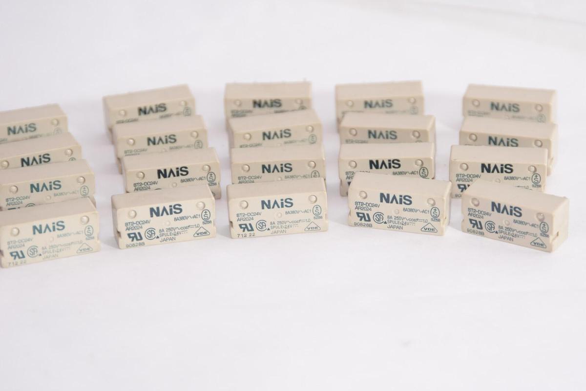 (NEW - Lot of 20) NAIS ST2-DC24V 8Amp 250V Relay