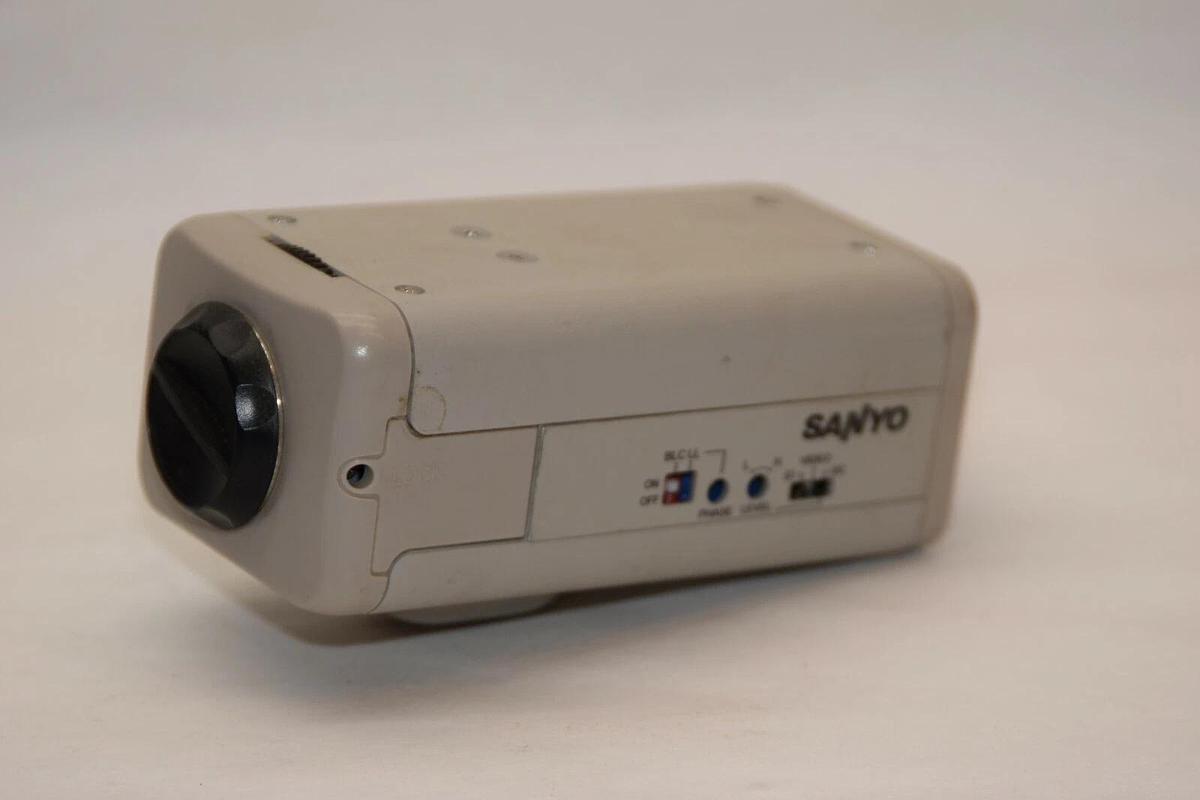 Used SANYO CCTV 24vac 12vdc VCB-3454 VCB 3454 VCB3454 B/W CCD Security Camera