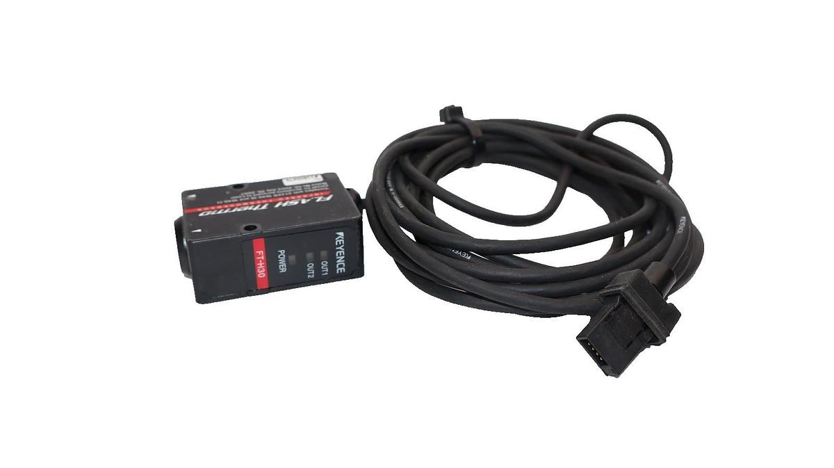 Used Keyence Thermal Sensor Flash Thermo FT-H30 , FTH30
