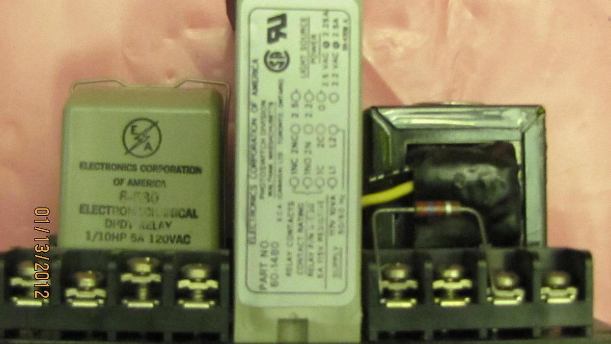 Used Allen Bradley Photoswitch Division  60-1480 601480 60 1480