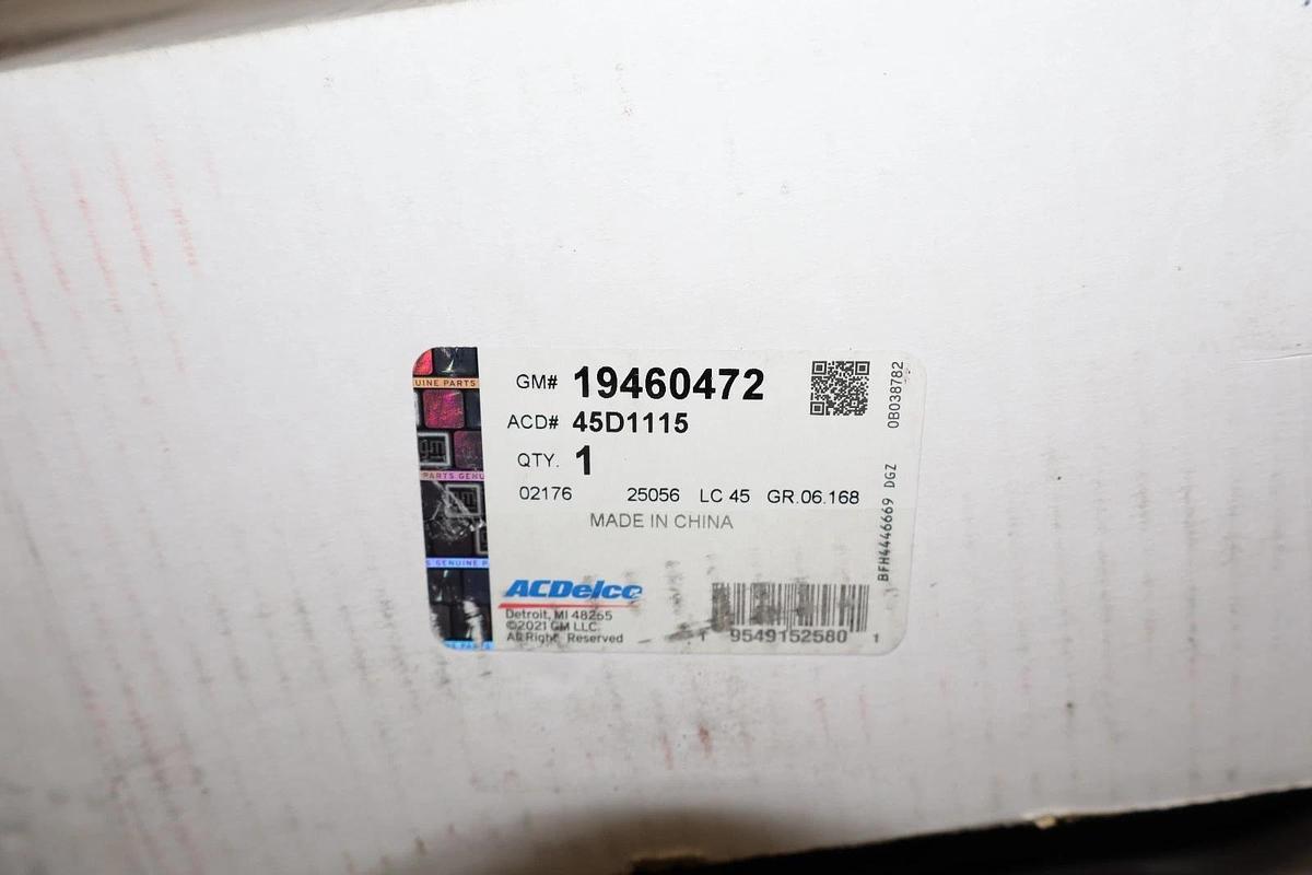 Acdelco 45D1115 , 19460472 , 4705374ACD 23345 Control Arm & Ball Assembly (New)