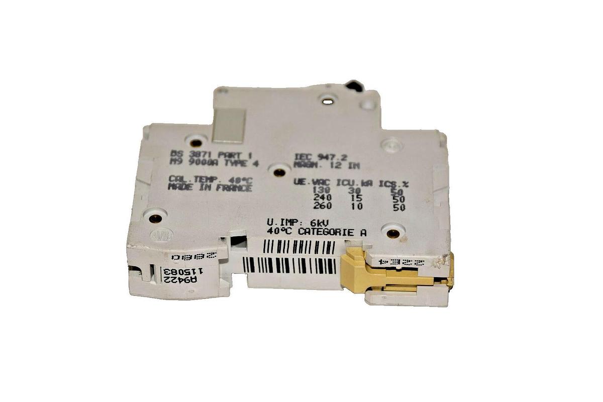 Used MERLIN GERIN C60H D4A MULTI9 240/415V 15kA SINGLE POLE CIRCUIT BREAKER