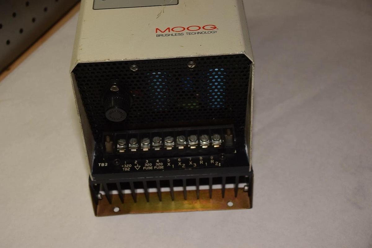 Used Moog Power Supply 150-101C  230V 15KW Drive Controller