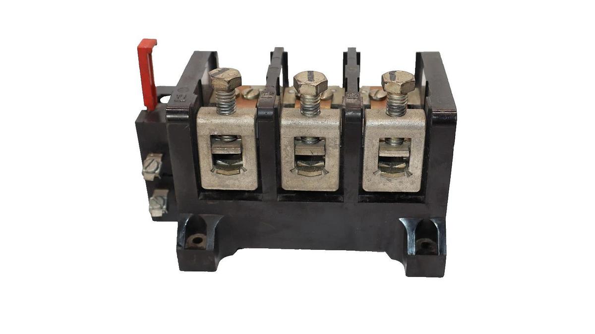 Used GE General Electric Overload Relay CR324F610FX 3P