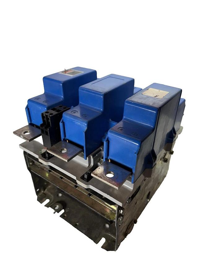 Refurbished Cutler-Hammer EATON Size Sz 6 Contactor 10-5822, Ser C1,  700A 600V-AC, 18690