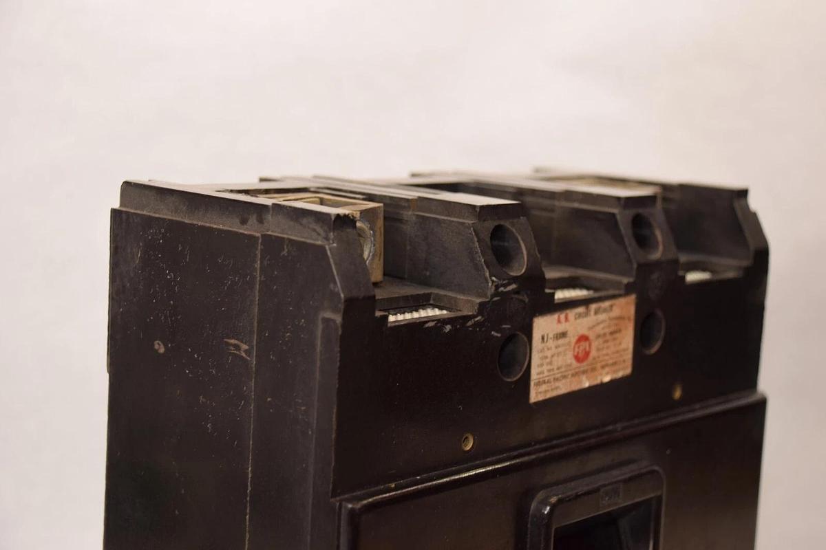 (NEW) FEDERAL PACIFIC ELECTRIC CO. NJ621125 125A 600Vac 2P Circuit Breaker