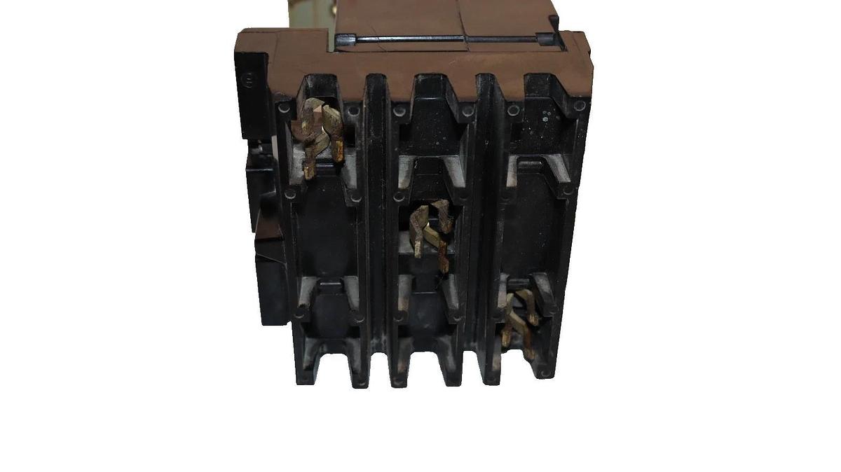 Used Square D 90A 90 Amp Circuit Breaker FC34090G Series 3 Shunt Trip 480VAC