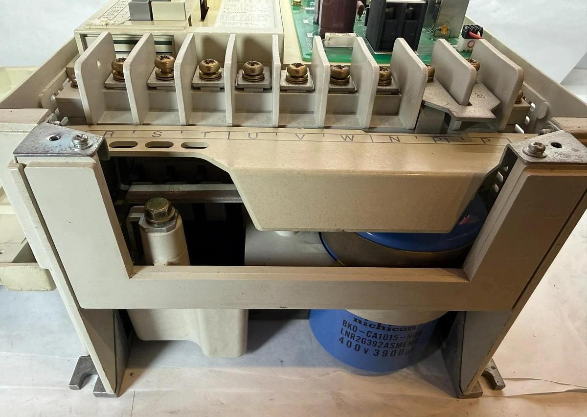 Used Mitsubishi Freqrol A-200 20HP Inverter Drive FR-A220E-15K-TF2 FRA220E15KTF2