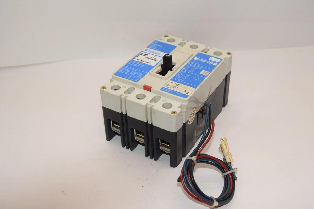 Used WESTINGHOUSE FDB3060LA05 60A Amp 3P 600Vac Ser. C Industrial Circuit Breaker