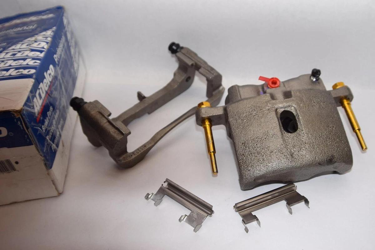 (NEW) AcDelco 8FR1378 , 19141580 Brake Caliper