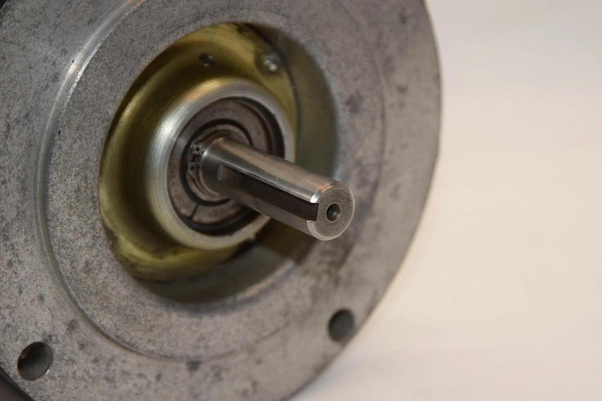 (NEW) STEARNS ELECTRIC CORP. 3 CFCBC 3CFCBC 2-13-2532 90Vdc Clutch Break