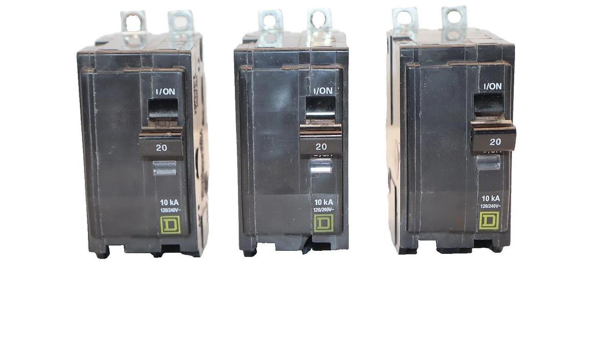 Used Square D Tipo/Q0B 2Pole 20A Amp Circuit Breaker (Lot of 3)
