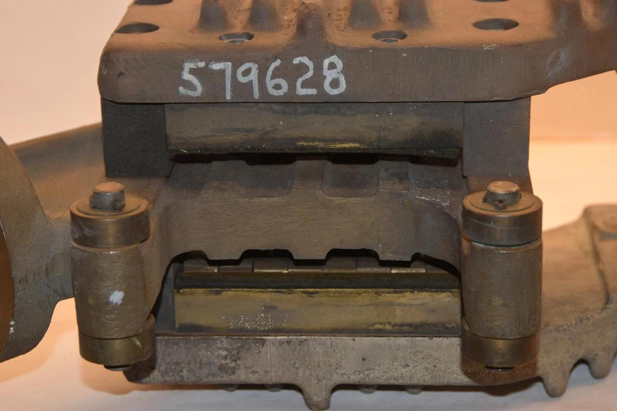 Used GE Contact Wiping Breaker ARA AL-R BLAST 579628  MAGNE-BLAST Circuit ARA Al-R