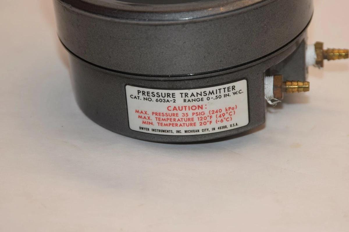 Used DWYER 603A-2 603A2 0-.5" WC Differential Pressure Transmitter