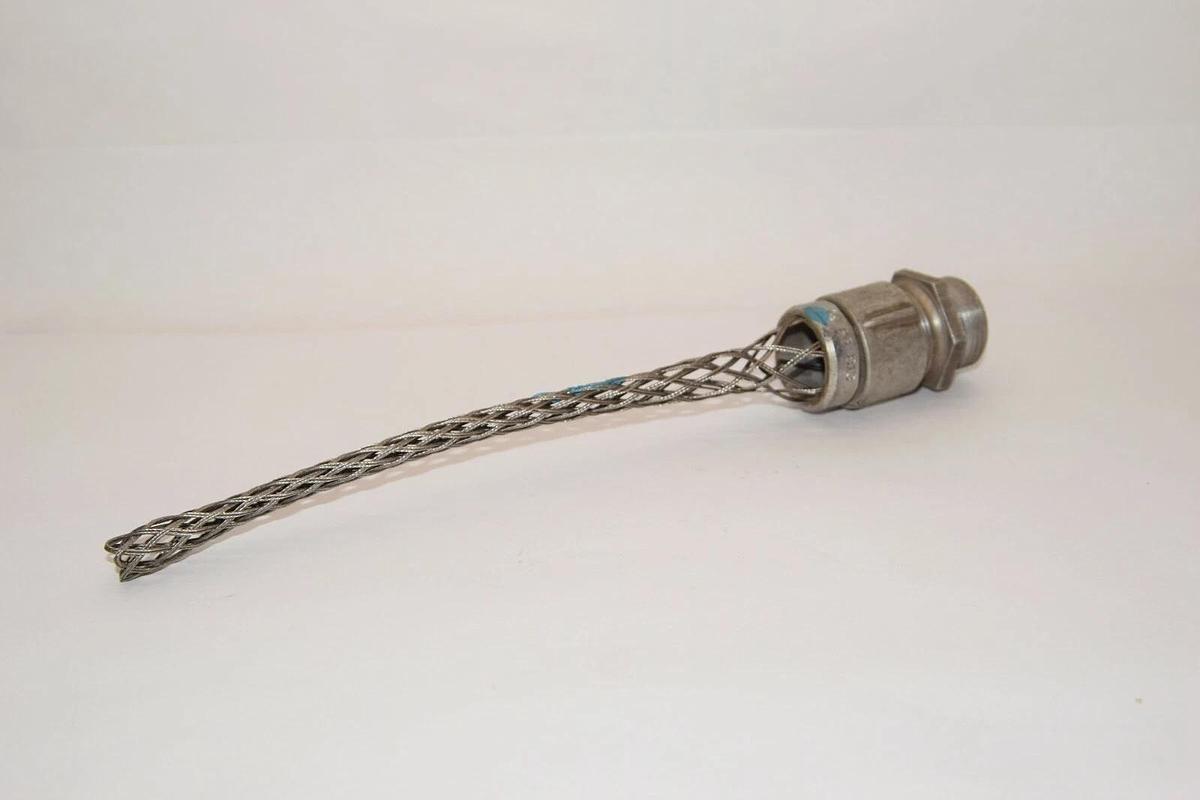 (NEW) PG813 PG 813 1" x 9" Strain Relief Grip Cord