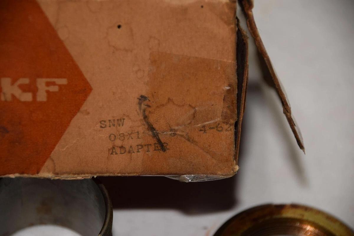 SKF SNW 5-08-1-3/8 3/8" ADAPTER SLEEVE NEW