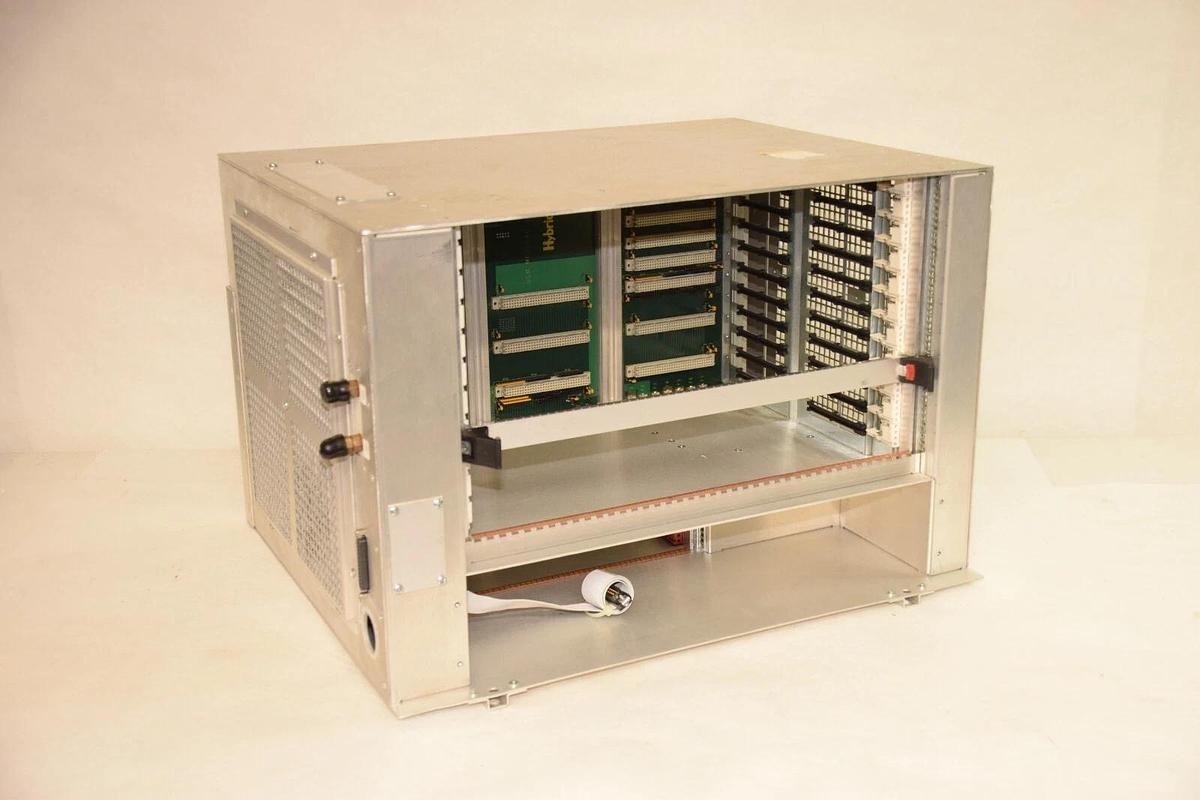 Used TRACEWELL PHILIPS 510-1111-F00-00 1PMK5 4535 679 Card Cage PLC Frame Chassis