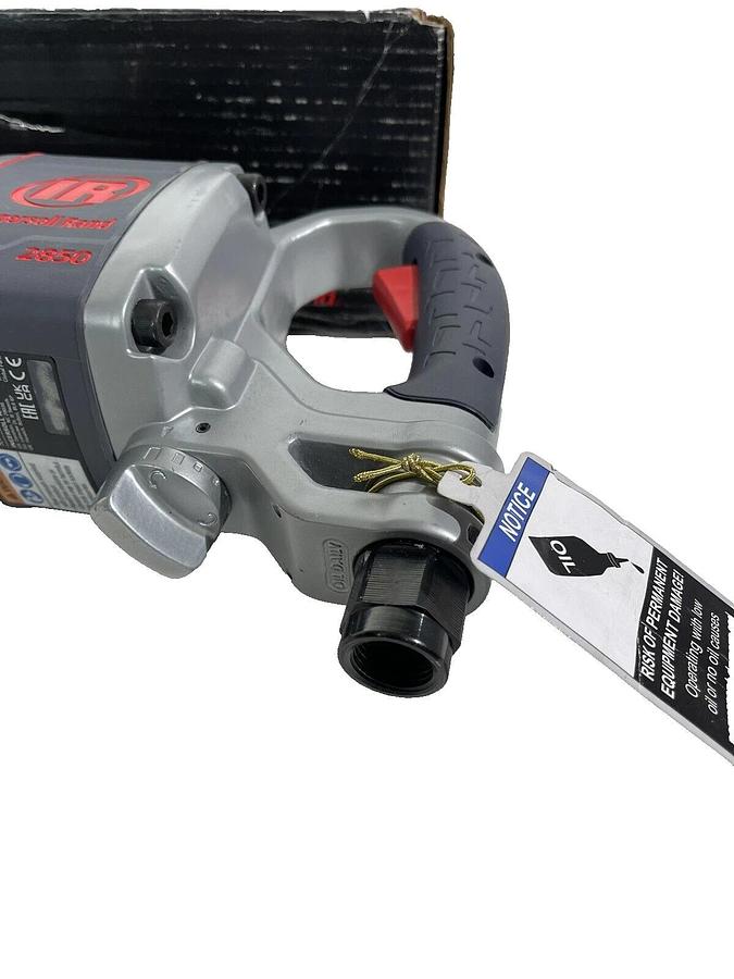 Used INGERSOLL RAND 2850MAX-6  1in Drive D-Handle Air Impact 2100 Ft./Lbs. Torque 6" 663023139647