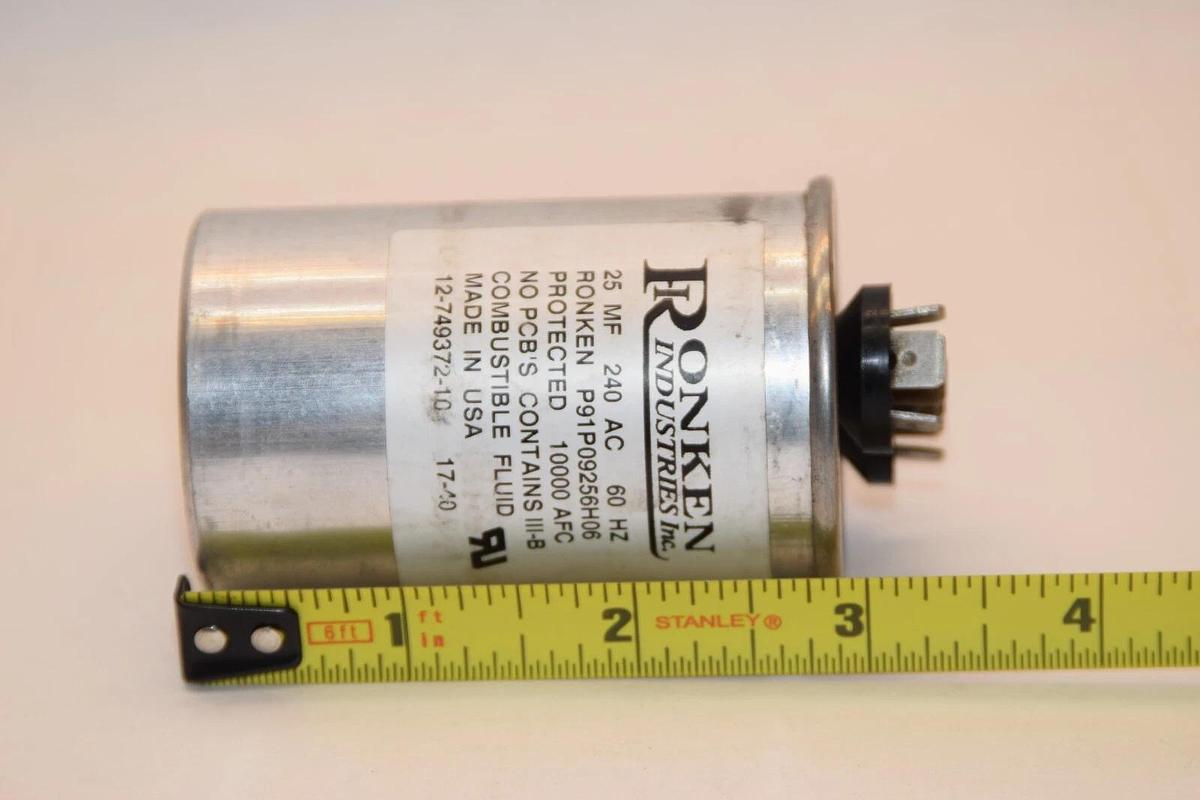 (NEW) RONKEN INDUSTRIES 12-749372-10 P91P09256H06 25mf 240Ac 60Hz Capacitor