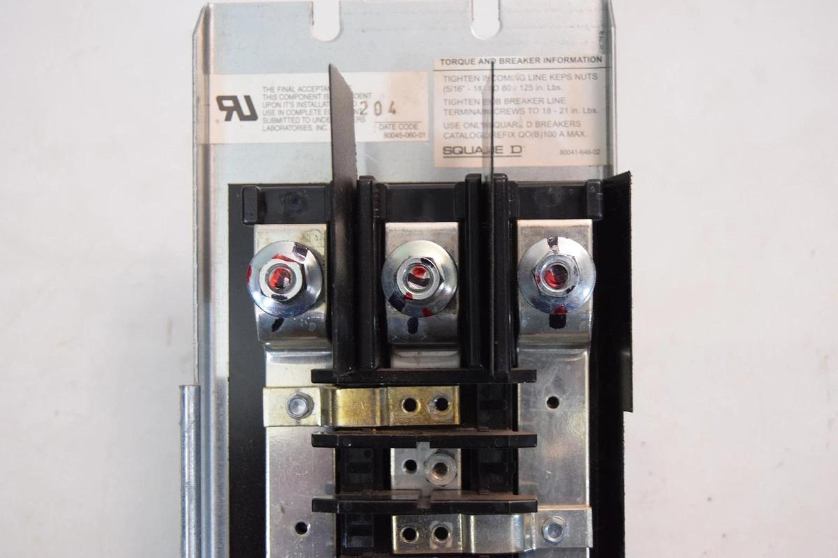 Used Square D Main Lug Circuit Panelboard NQOB84242LL 225A 42 Circuit