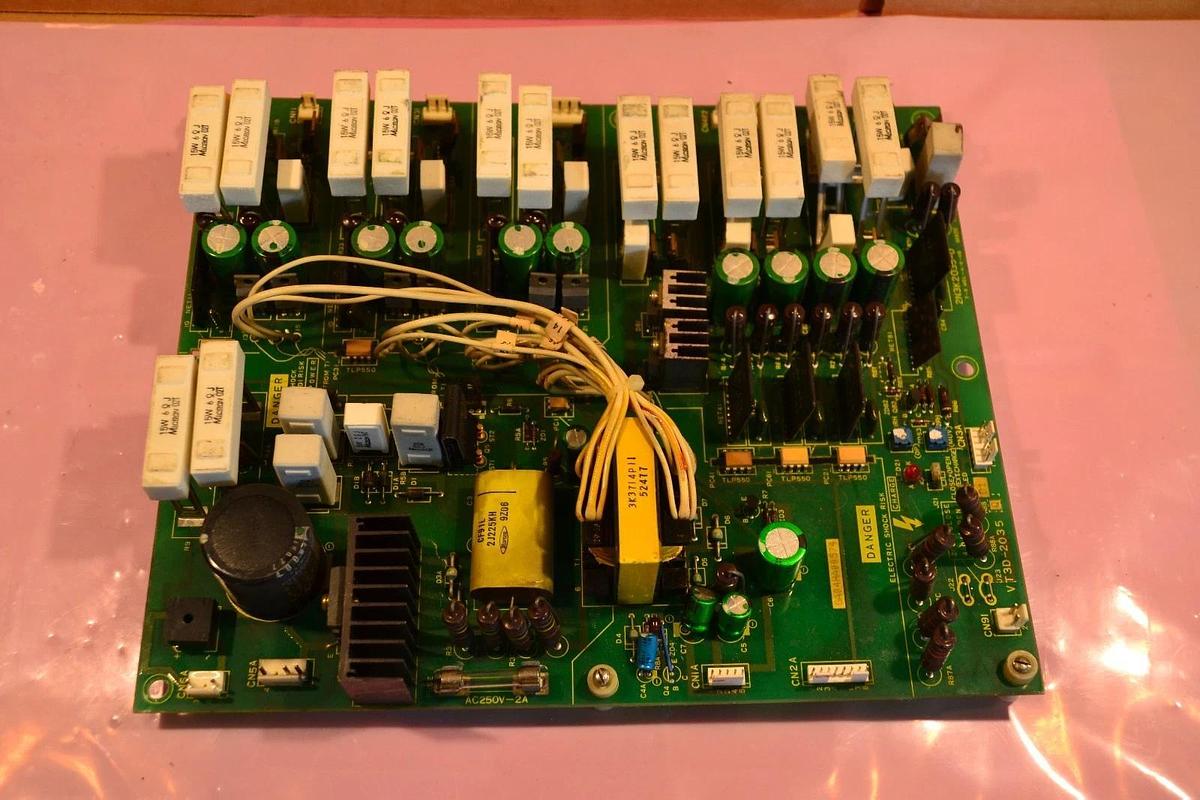 Used TOSHBIA CIRCUIT BOARD VT3D-2035 VT3D 2035 VT3D2035 2N3K2035-D