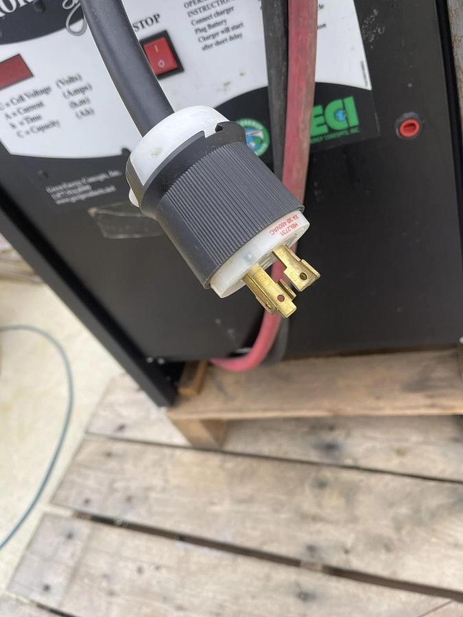 Used Green Energy Concepts 36 Volt Ferroresonant Battery Charger BD18-0800-C3 3ph 480