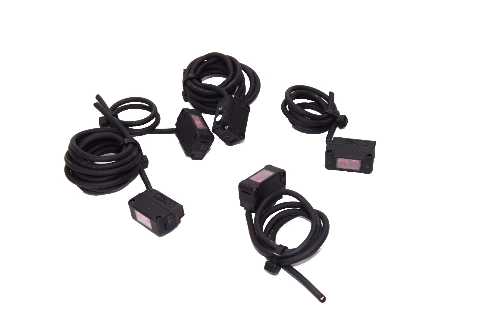 Used Keyence PZ-G101N , PZG101N 10-30Vdc Photoelectric Sensor - Lot of 5