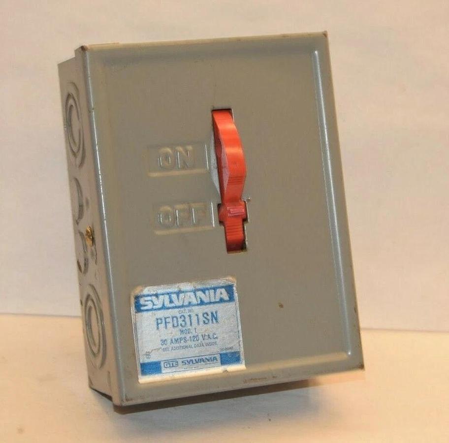 (NEW) SYLVANIA PFD311SN 30A Vintage Industrial Fuse Box