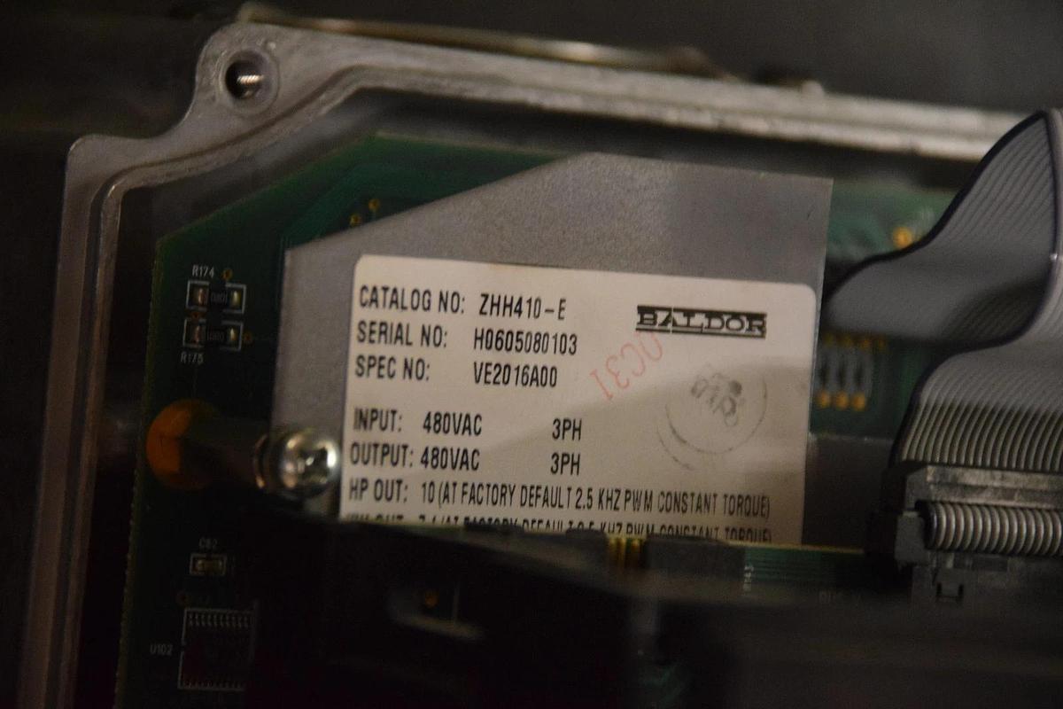 Used BALDOR 10hp Vector Drive ZHH410-E 3PH 480V H2 10 HP VE2016A00