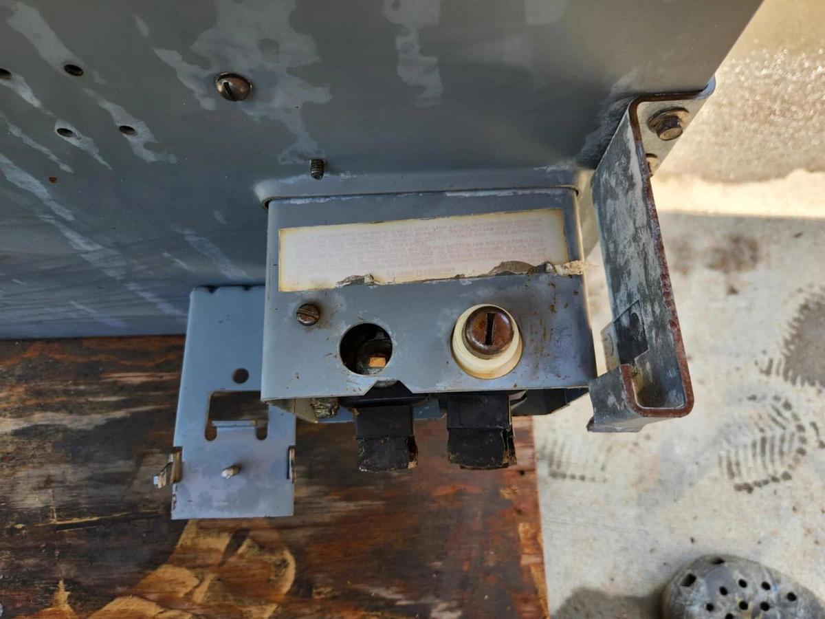 Used SQUARE D I-Line Fusible Busway Switch PBQ3660G 600A 600 Amp Ser 6 3P3W 600v 3ph