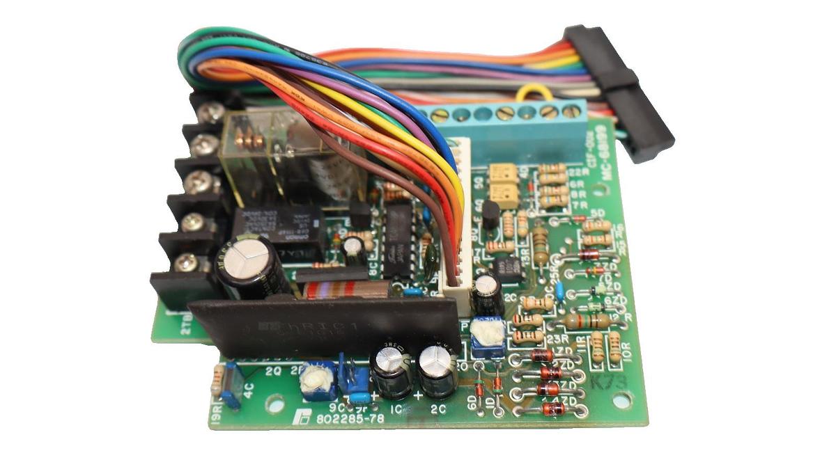 Used Reliance Electric 802285-78 , MC-68199 Interface Board