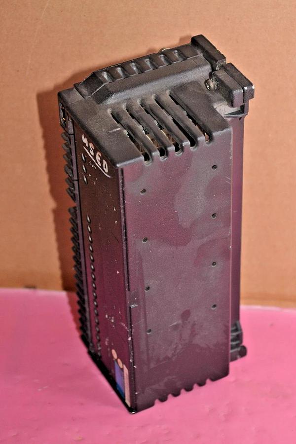 Used General Electric GE Fanuc Electric Module  IC660ELD021A