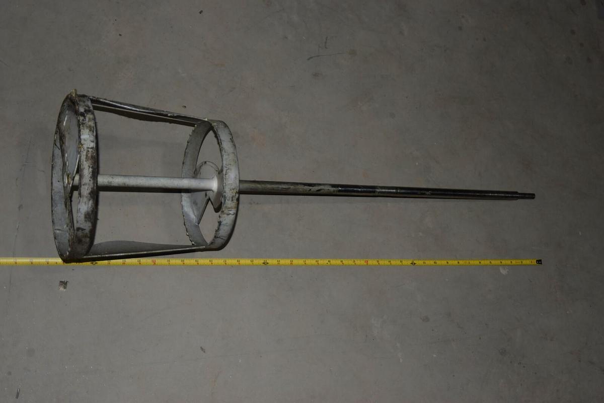 Used Lightnin SS Agitator Mixer Propeller shaft 1/2" tapered to 3/4"  40" Shaft  9.5"