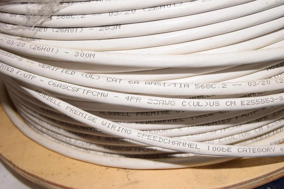980' Hubbell Cat 6A Wire Speedchannel Shield F/UTP 10Gbe C6ASCSFTPCMW 4PR 23AWG