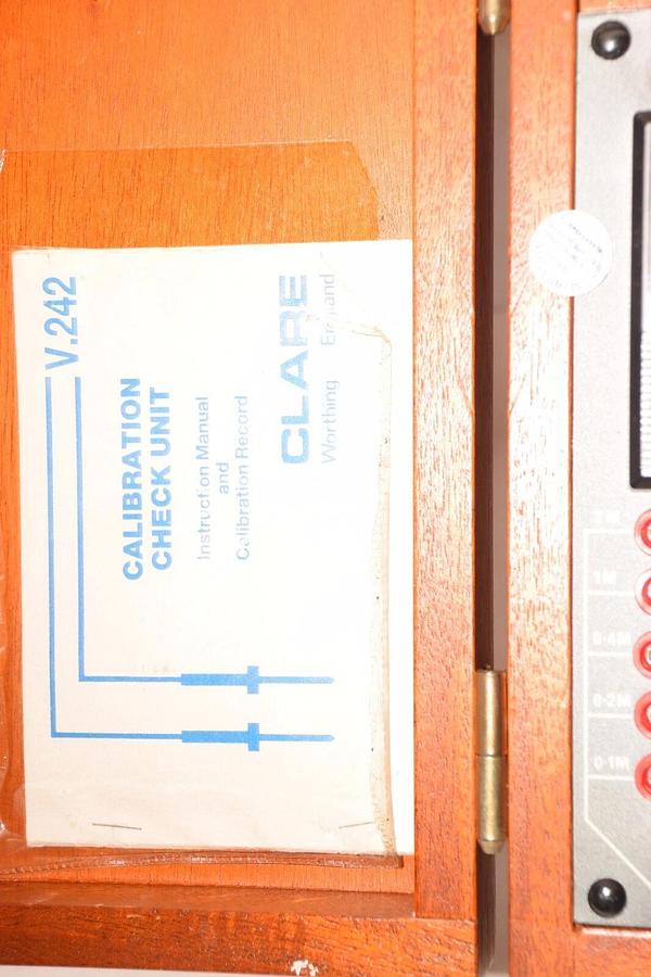 Used CLARE / SEAWARD V.242 , V .242 , V242 Calibration Check Unit