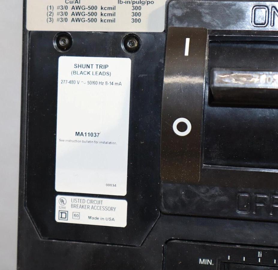 SQUARE D Circuit Breaker MHL3670035DC2351 700 Amp 700A Shunt Aux (NEW)