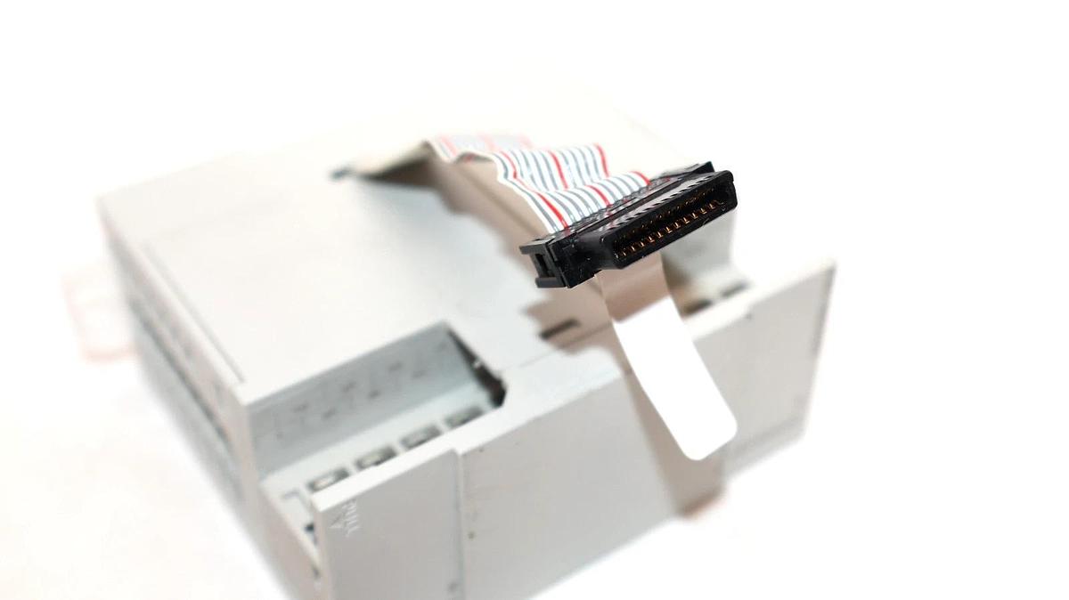 Used MITSUBISHI ELECTRIC FX5-16EX/ES , FX516EXES 24Vdc 4mA Programmable Controller