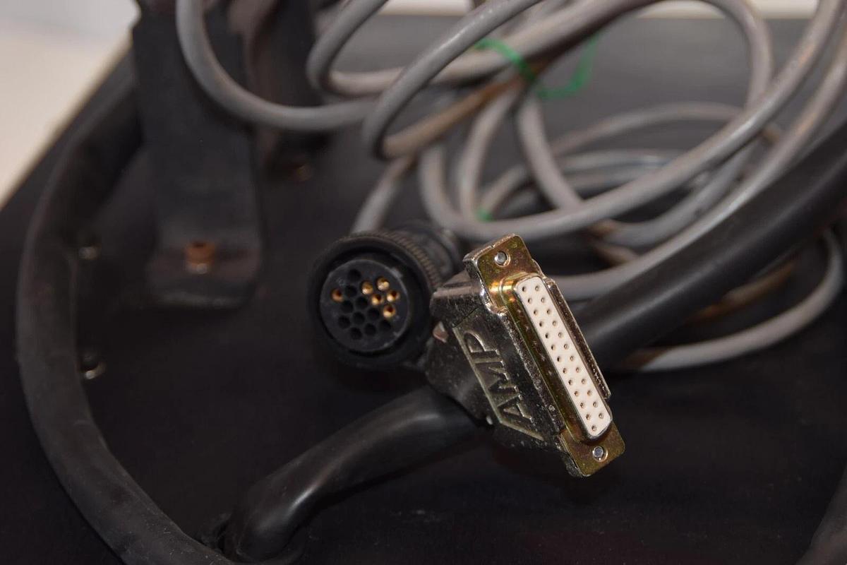 Used HUNTERLAB ColorQUEST45/0 ColorQUEST450 Spectrometer