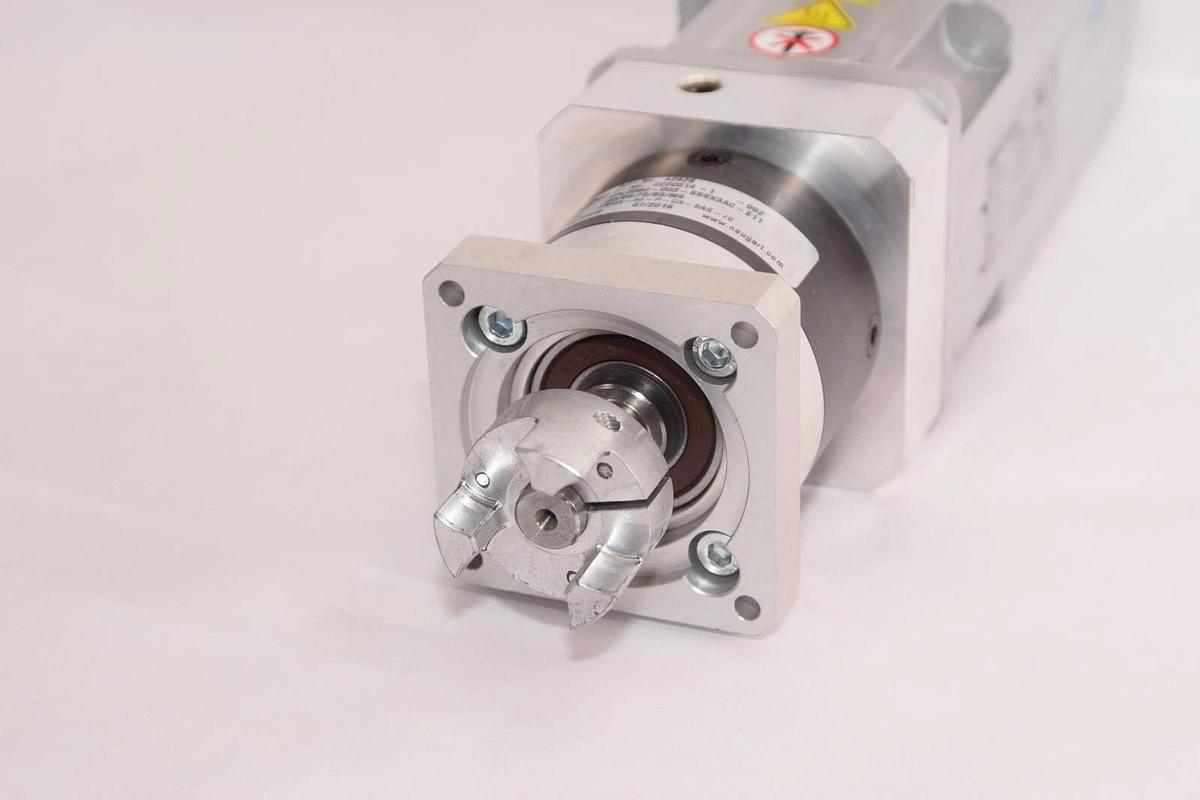 Used FESTO EMMS-AS-70-M-HS-RS Servo Motor With 42626 Gearhead